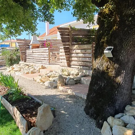 Дом отдыха Casa Llogan 4p Quinta Pedras Da Lagoa Алкобаса