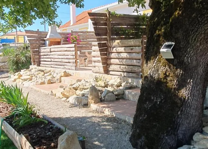 Дом отдыха Casa Llogan 4p Quinta Pedras Da Lagoa Алкобаса